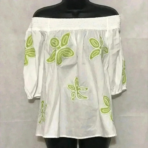 Crown & Ivy Poplin Blouse Size M—E1 - Picture 3 of 8